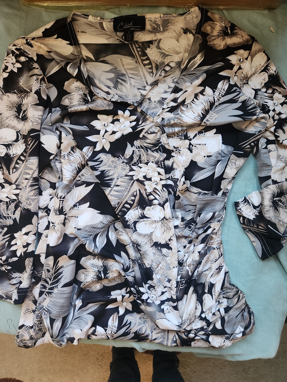Black and White Floral Faux-Wrap Tunic Top